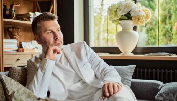 Креативный директор холдинга Alena Akhmadullina покинул пост