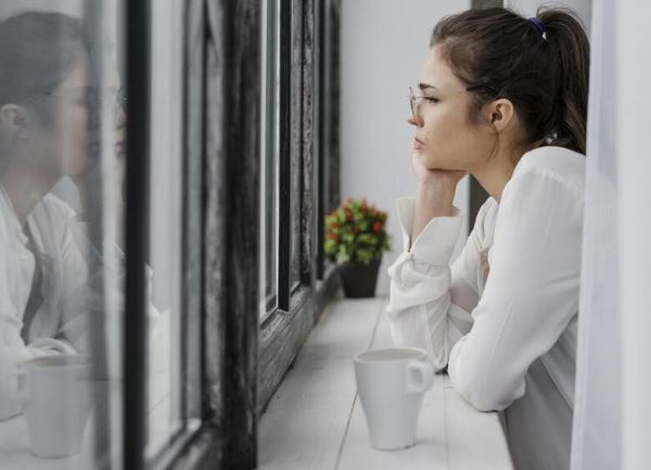 Гормоны и весна: почему скачет настроение и как его приручить