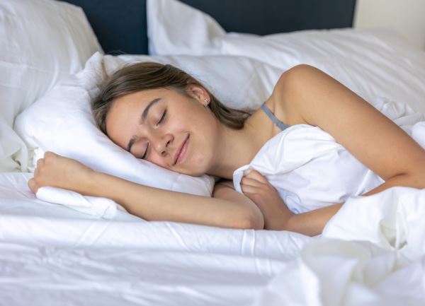 Домашние ритуалы для сна: 6 полезных привычек, которые помогут уснуть быстрее